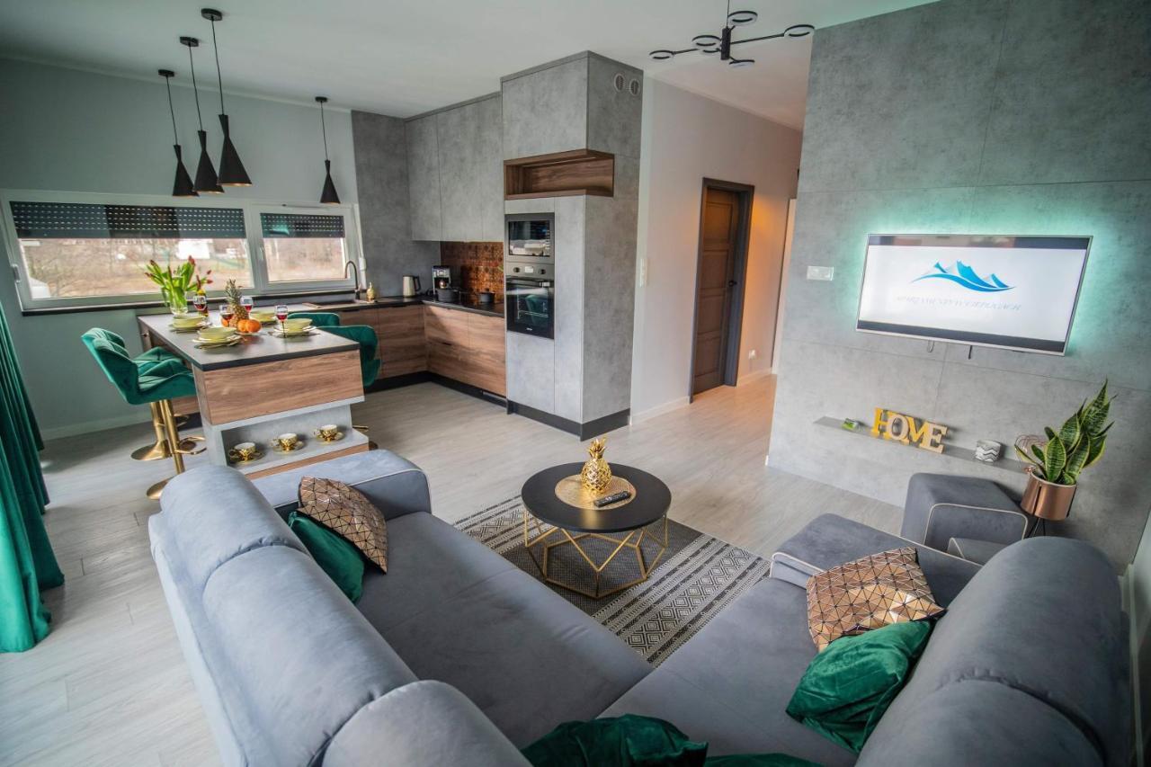 Apartament W Cieplicach Deluxe Jelenia Gora Exterior photo